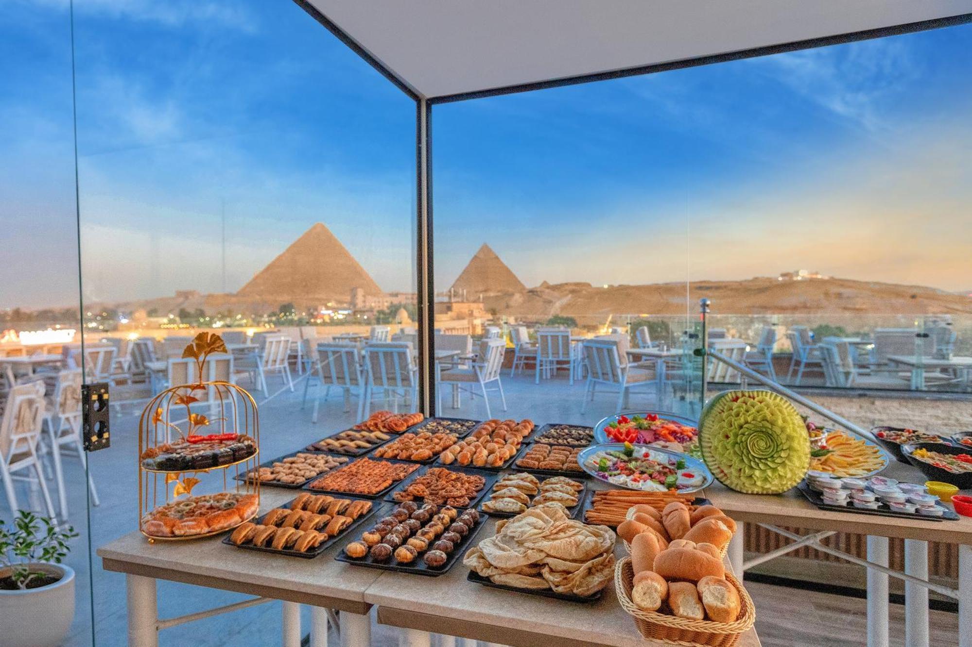 Gaia Pyramids Hotel Kafret el-Gabal Exteriér fotografie