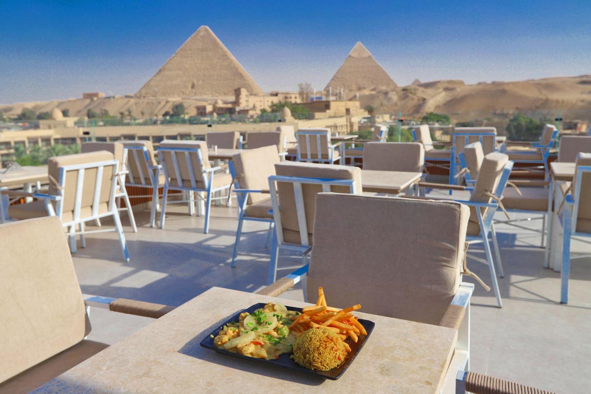Gaia Pyramids Hotel Kafret el-Gabal Exteriér fotografie