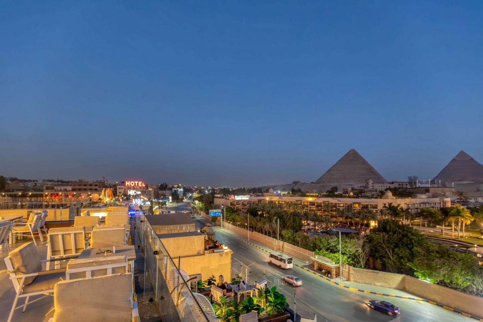 Gaia Pyramids Hotel Kafret el-Gabal Exteriér fotografie
