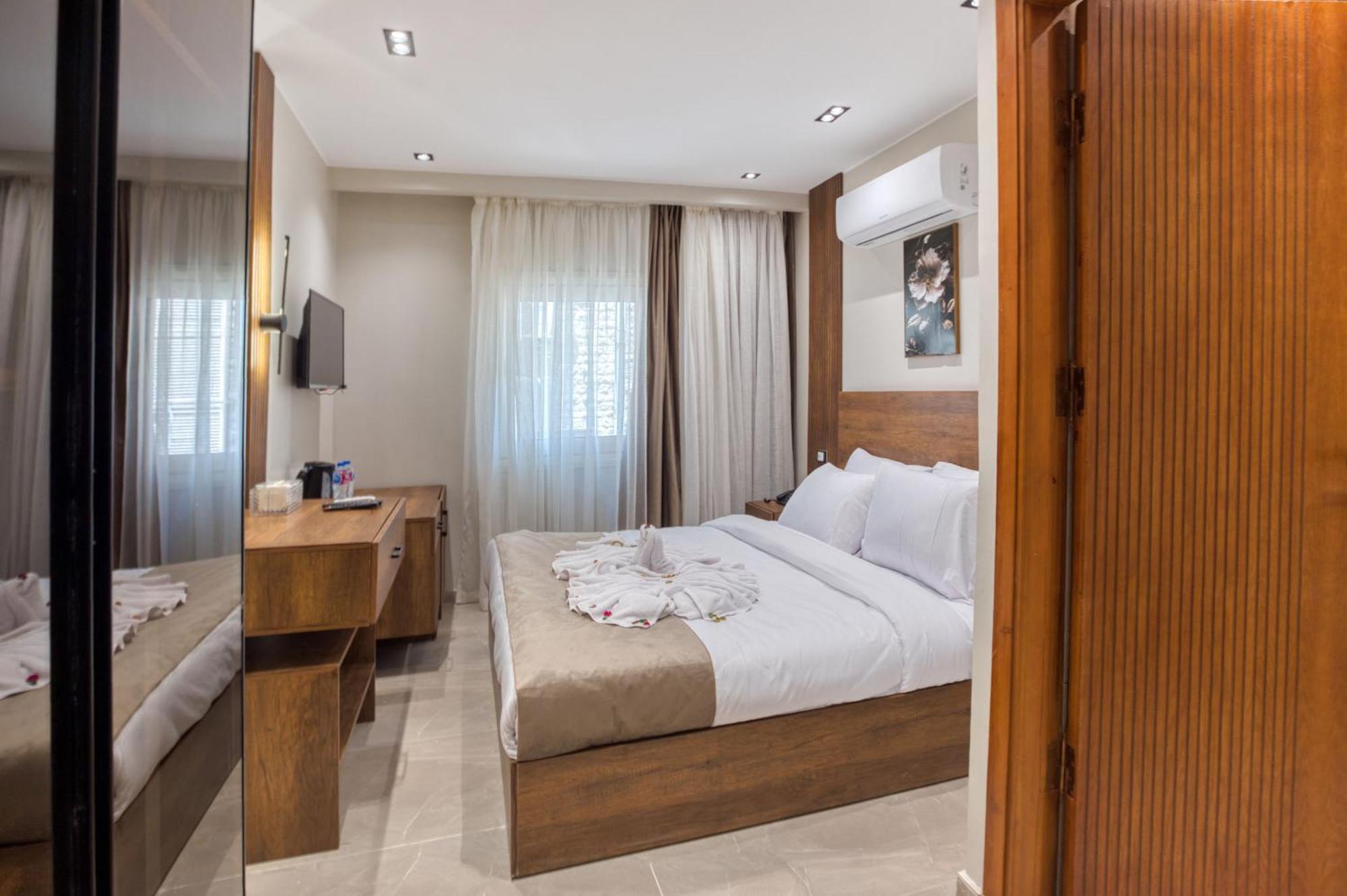 Gaia Pyramids Hotel Kafret el-Gabal Exteriér fotografie