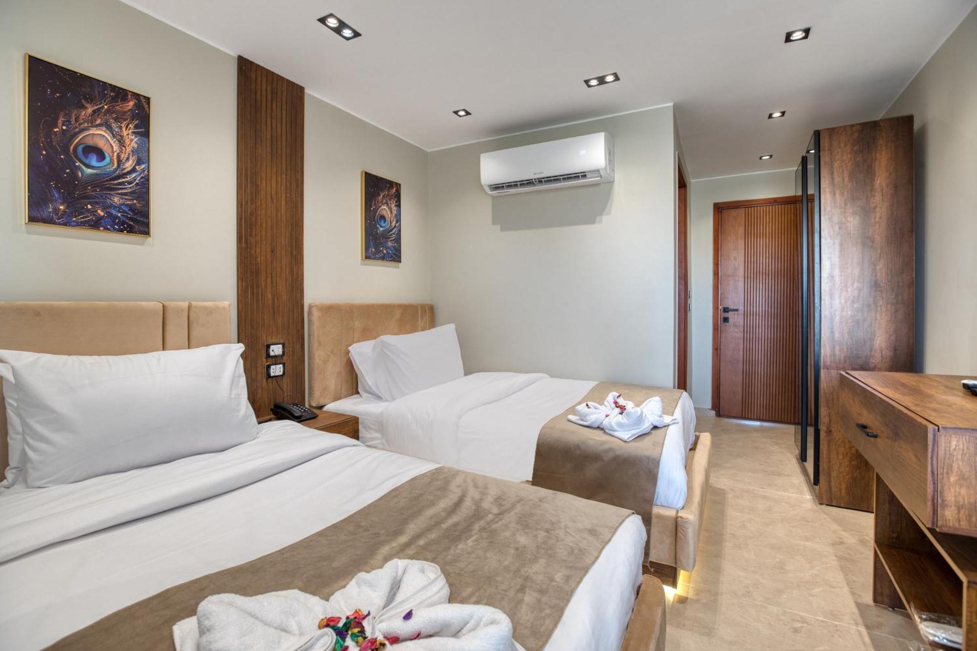 Gaia Pyramids Hotel Kafret el-Gabal Exteriér fotografie