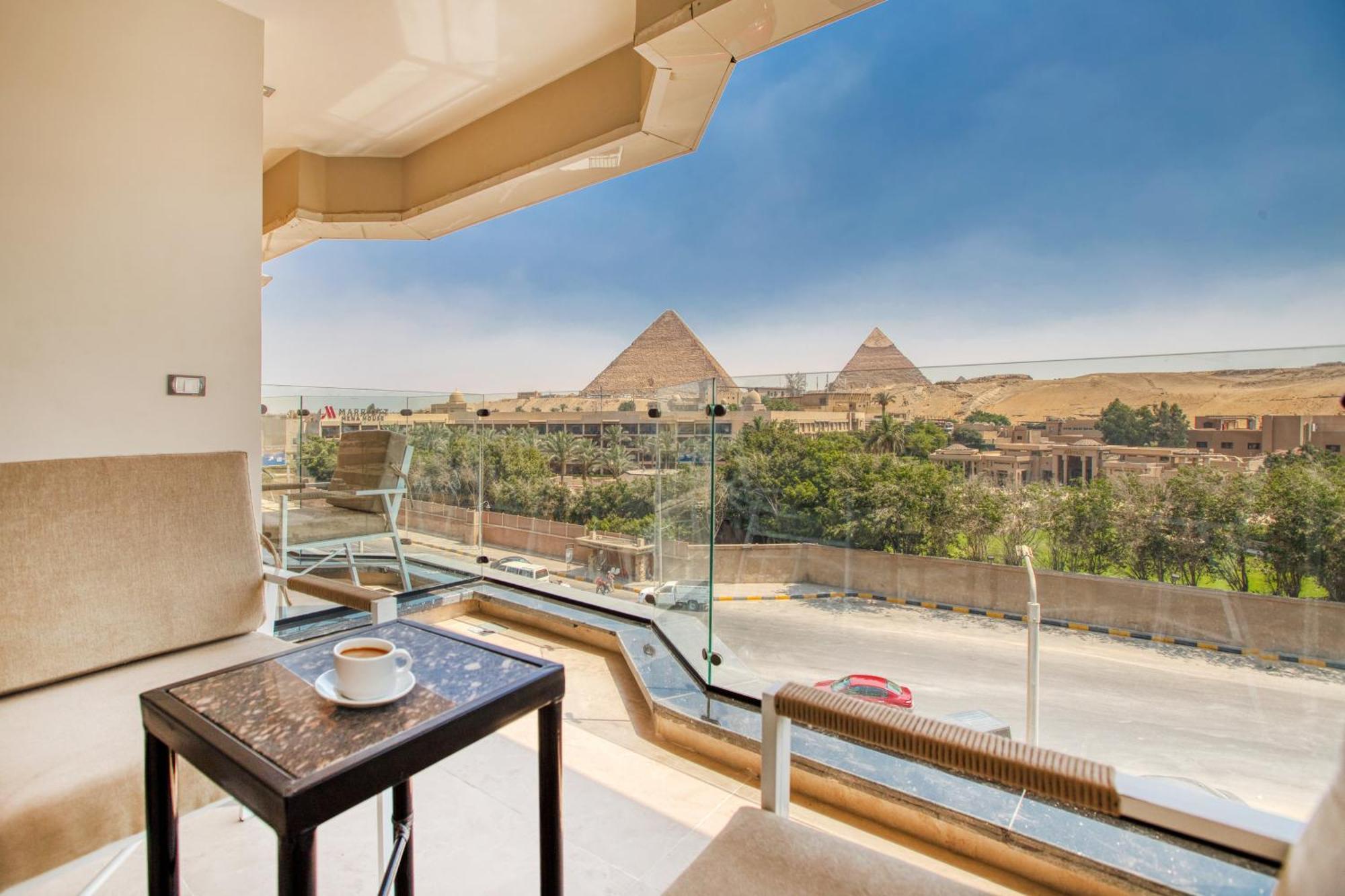Gaia Pyramids Hotel Kafret el-Gabal Exteriér fotografie